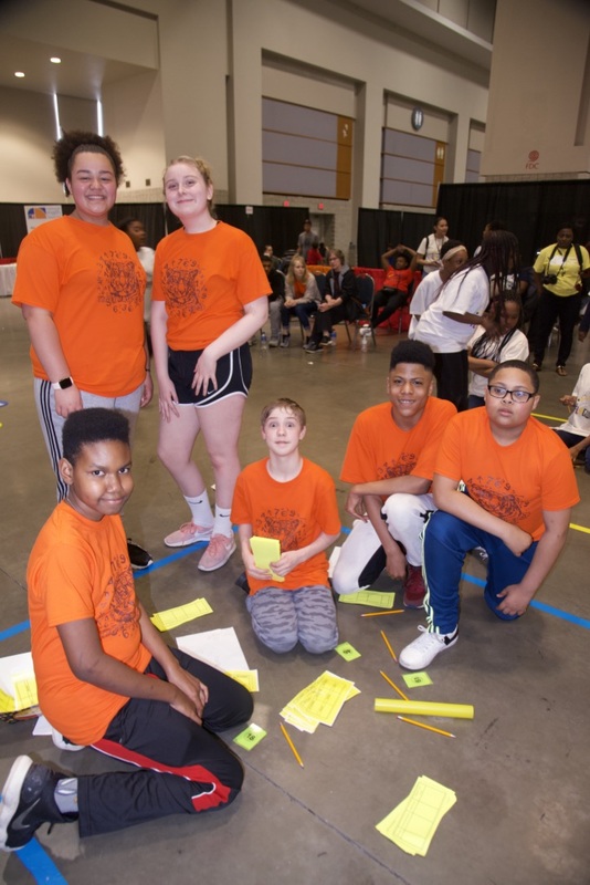 https://iris.siue.edu/math-literacy-archive/files/bulk/2019MathFestival_317.jpg https://iris.siue.edu/math-literacy-archive/files/bulk/2019MathFestival_317.jpg
