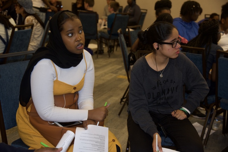 https://iris.siue.edu/math-literacy-archive/files/bulk/2019MathFestival_209.jpg