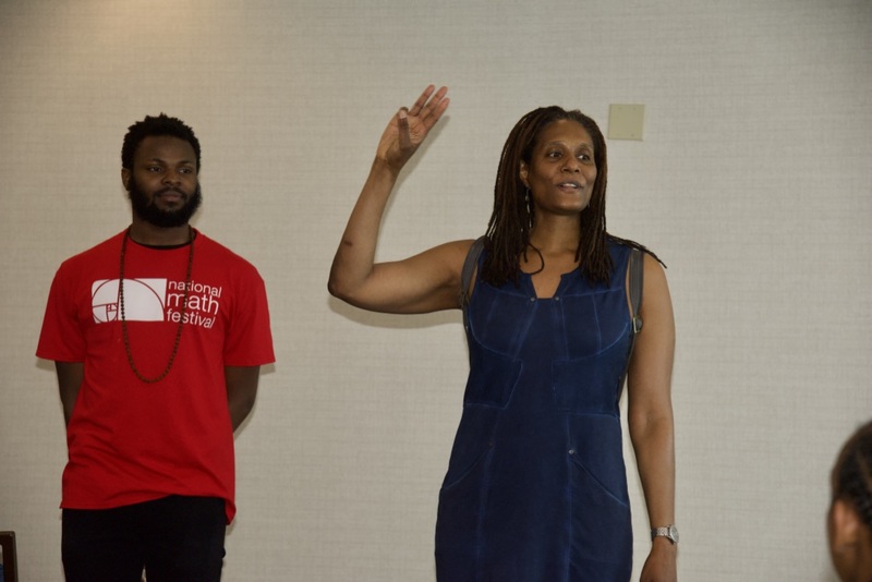 https://iris.siue.edu/math-literacy-archive/files/bulk/2019MathFestival_352.jpg