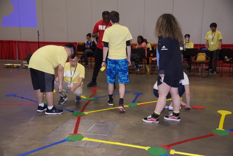https://iris.siue.edu/math-literacy-archive/files/bulk/2019MathFestival_334.jpg https://iris.siue.edu/math-literacy-archive/files/bulk/2019MathFestival_334.jpg