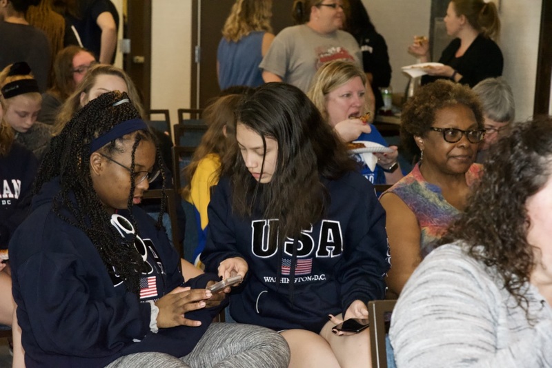 https://iris.siue.edu/math-literacy-archive/files/bulk/2019MathFestival_200.jpg