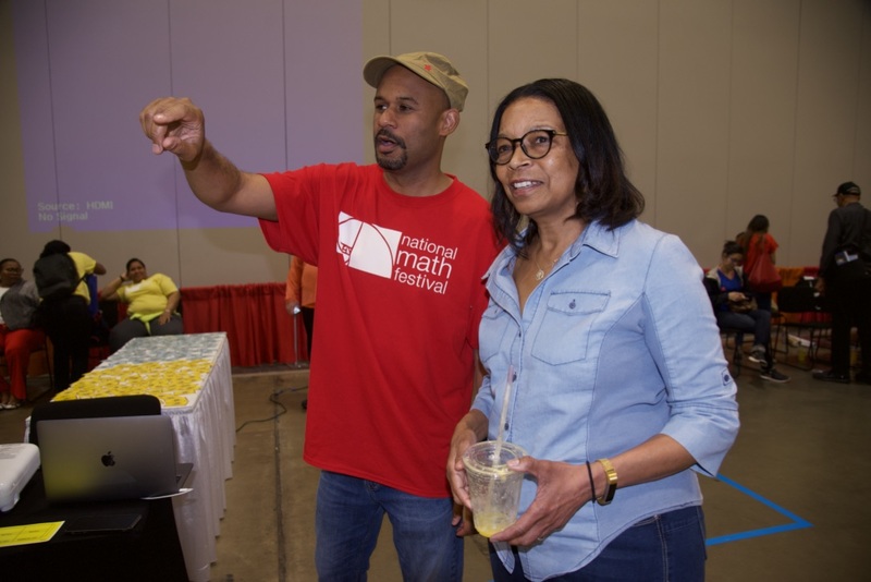 https://iris.siue.edu/math-literacy-archive/files/bulk/2019MathFestival_333.jpg https://iris.siue.edu/math-literacy-archive/files/bulk/2019MathFestival_333.jpg