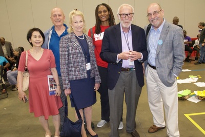 https://iris.siue.edu/math-literacy-archive/files/bulk/2019MathFestival_337.jpg