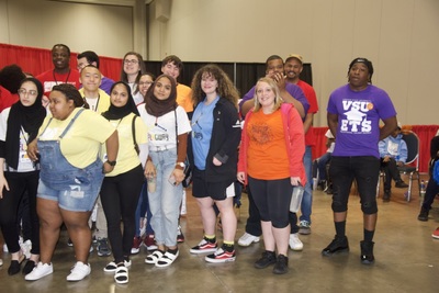 https://iris.siue.edu/math-literacy-archive/files/bulk/2019MathFestival_284.jpg