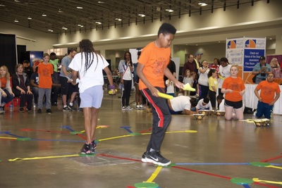 https://iris.siue.edu/math-literacy-archive/files/bulk/2019MathFestival_265.jpg