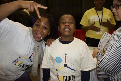 https://iris.siue.edu/math-literacy-archive/files/bulk/2019MathFestival_224.jpg