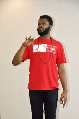 https://iris.siue.edu/math-literacy-archive/files/bulk/2019MathFestival_319.jpg