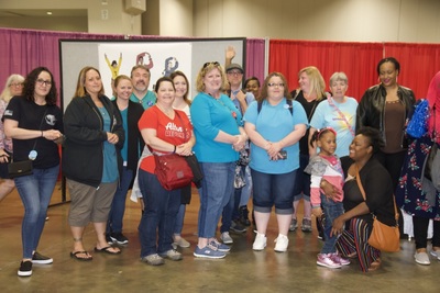 https://iris.siue.edu/math-literacy-archive/files/bulk/2019MathFestival_289.jpg
