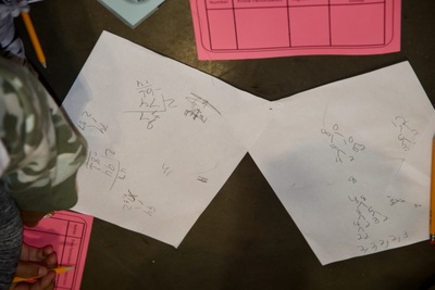 https://iris.siue.edu/math-literacy-archive/files/bulk/2019MathFestival_203.jpg