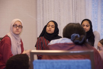 https://iris.siue.edu/math-literacy-archive/files/bulk/2019MathFestival_180.jpg